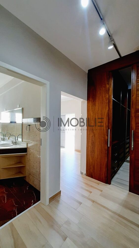 Casa, 4 quartos, 359 m² - Foto 2