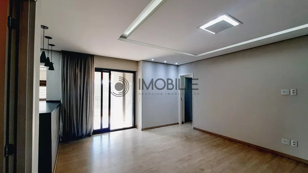 Apartamento à venda com 3 quartos, 104m² - Foto 4