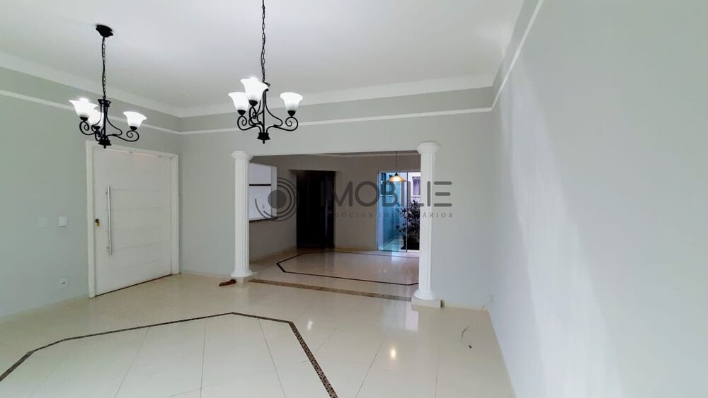 Casa, 3 quartos, 164 m² - Foto 3