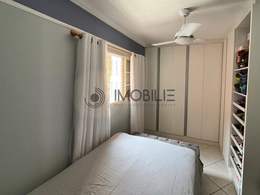 Casa à venda com 3 quartos, 150m² - Foto 10