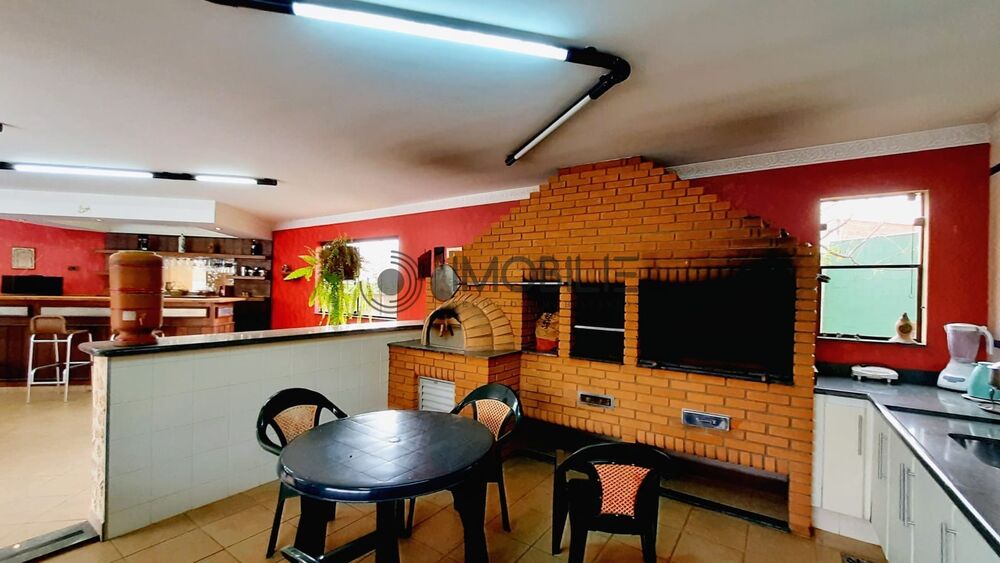 Casa à venda com 7 quartos, 1298m² - Foto 7