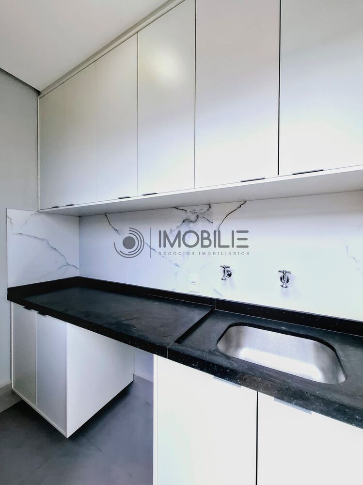 Casa à venda com 3 quartos, 180m² - Foto 1