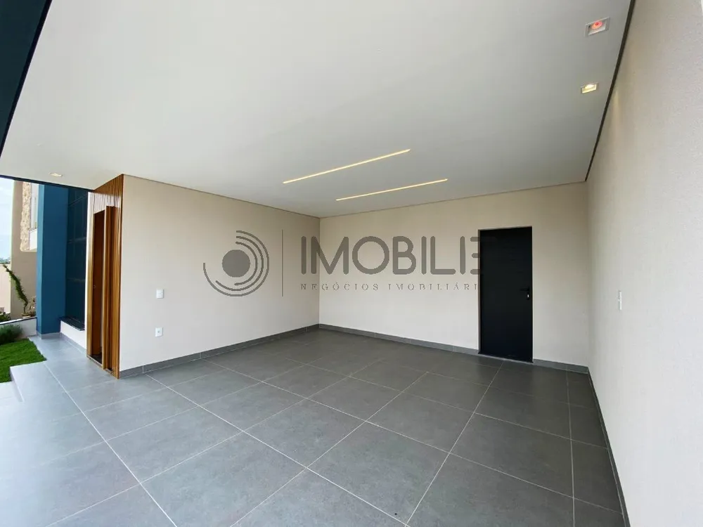 Casa, 3 quartos, 202 m² - Foto 1