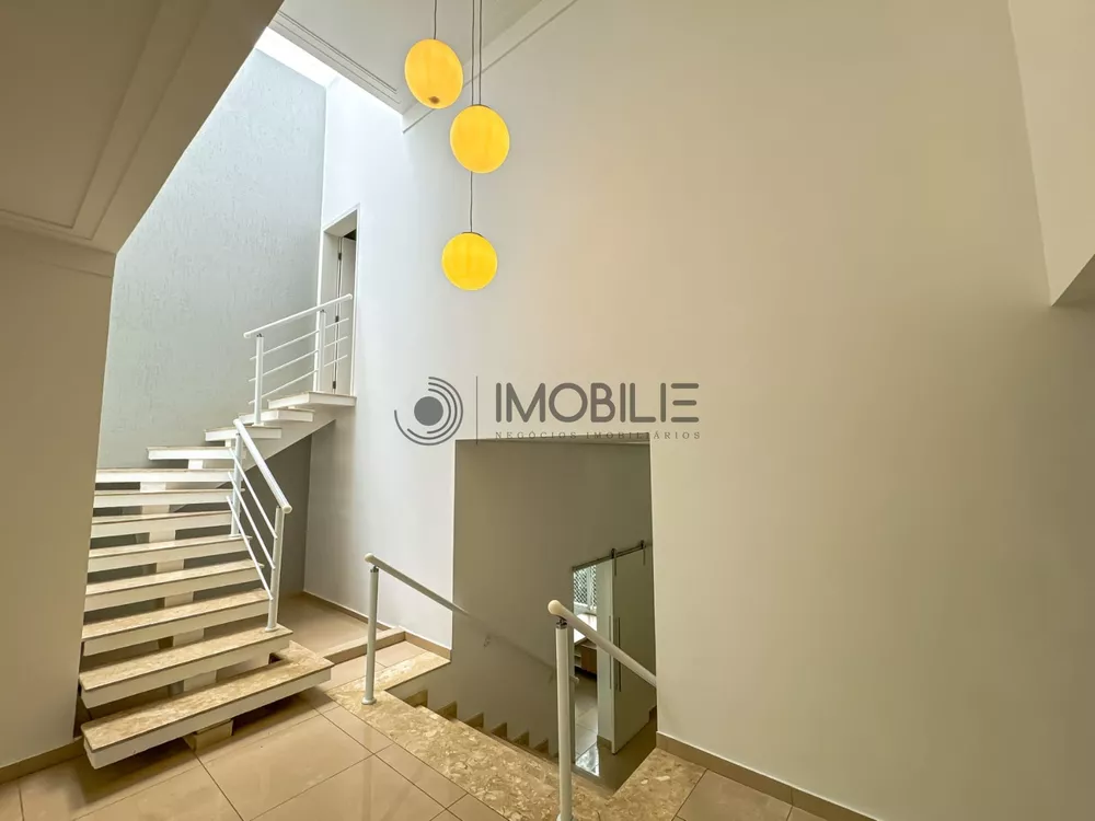 Casa à venda com 3 quartos, 208m² - Foto 5