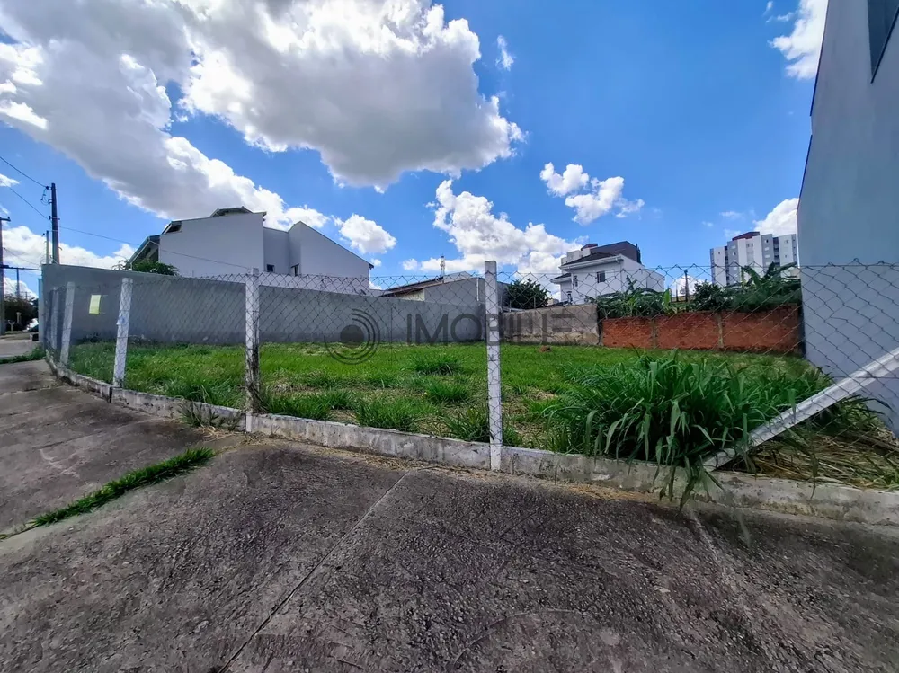 Loteamento e Condomínio, 483 m² - Foto 1