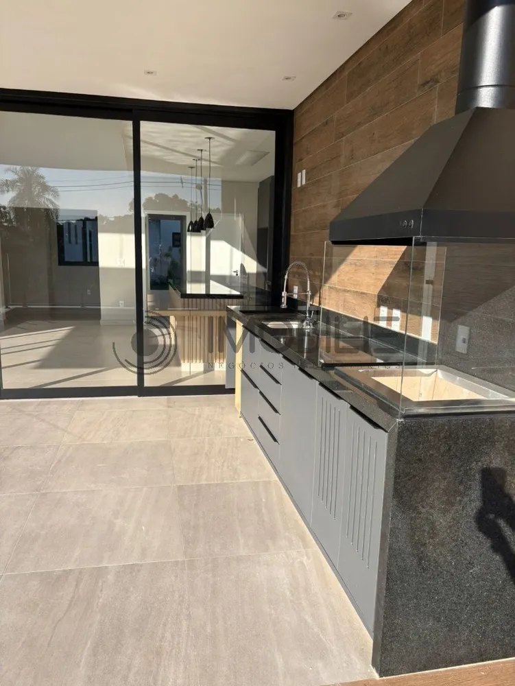 Casa, 3 quartos, 244 m² - Foto 4