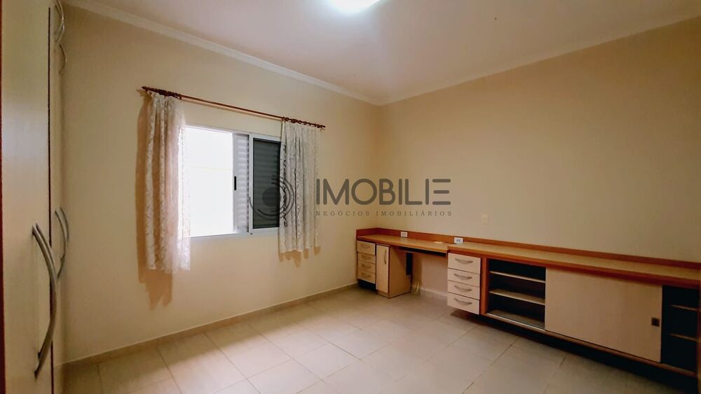 Casa, 3 quartos, 179 m² - Foto 4