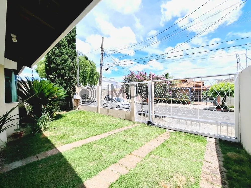 Casa, 3 quartos, 179 m² - Foto 2