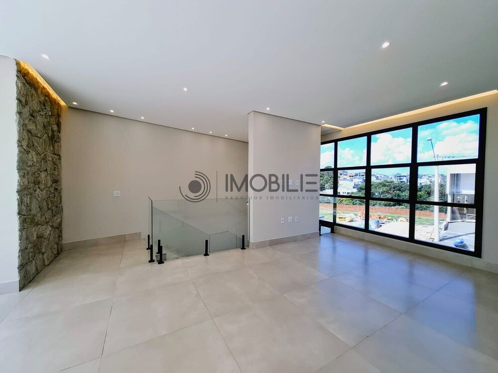 Casa, 3 quartos, 228 m² - Foto 2