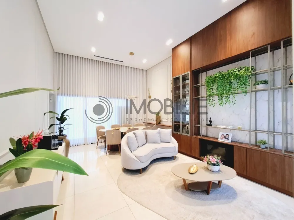 Casa, 3 quartos, 233 m² - Foto 1