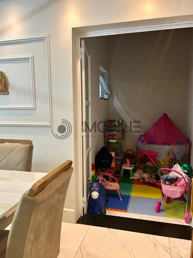 Casa, 3 quartos, 230 m² - Foto 4
