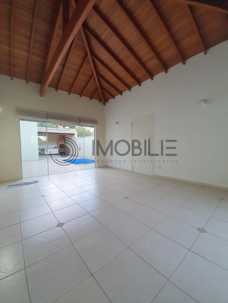 Casa, 3 quartos, 168 m² - Foto 2