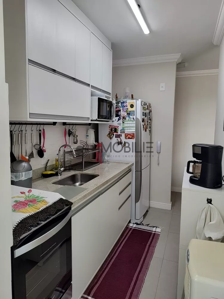 Apartamento à venda com 3 quartos, 81m² - Foto 6