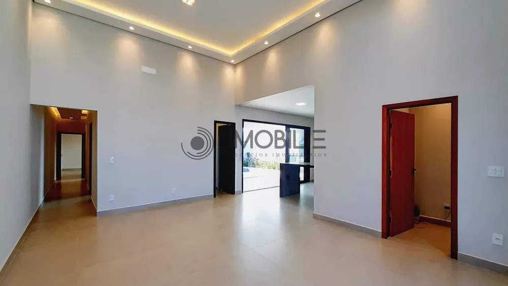 Casa à venda com 3 quartos, 193m² - Foto 2