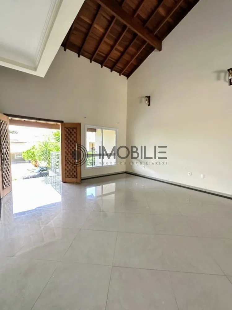 Casa, 3 quartos, 314 m² - Foto 1