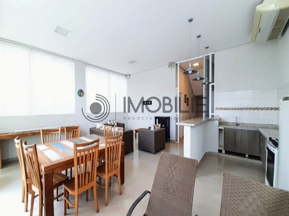 Casa à venda com 5 quartos, 280m² - Foto 4