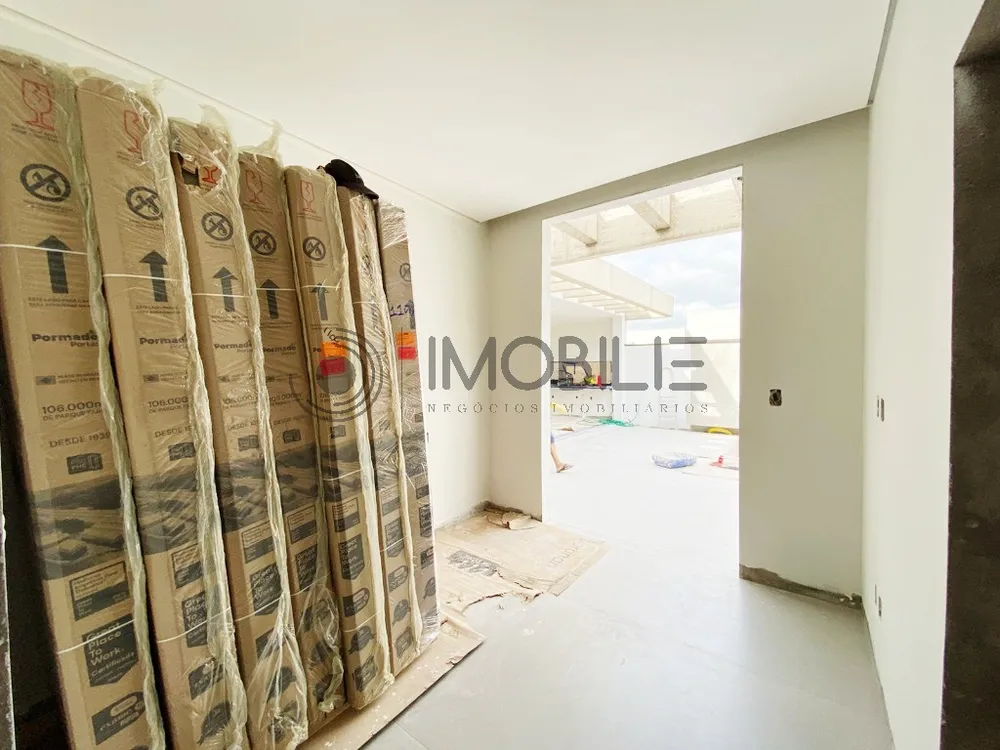 Casa, 4 quartos, 235 m² - Foto 8