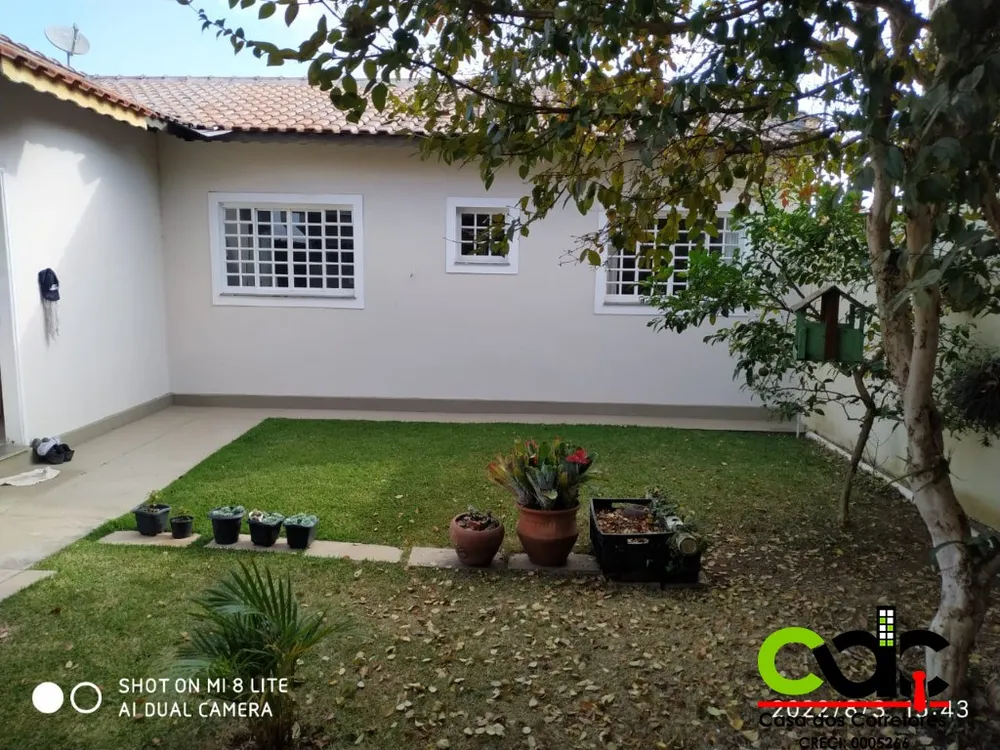 Casa, 3 quartos, 218 m² - Foto 1