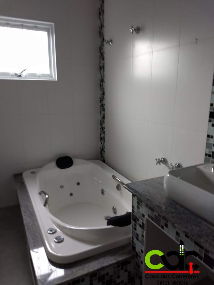 Casa, 5 quartos - Foto 1