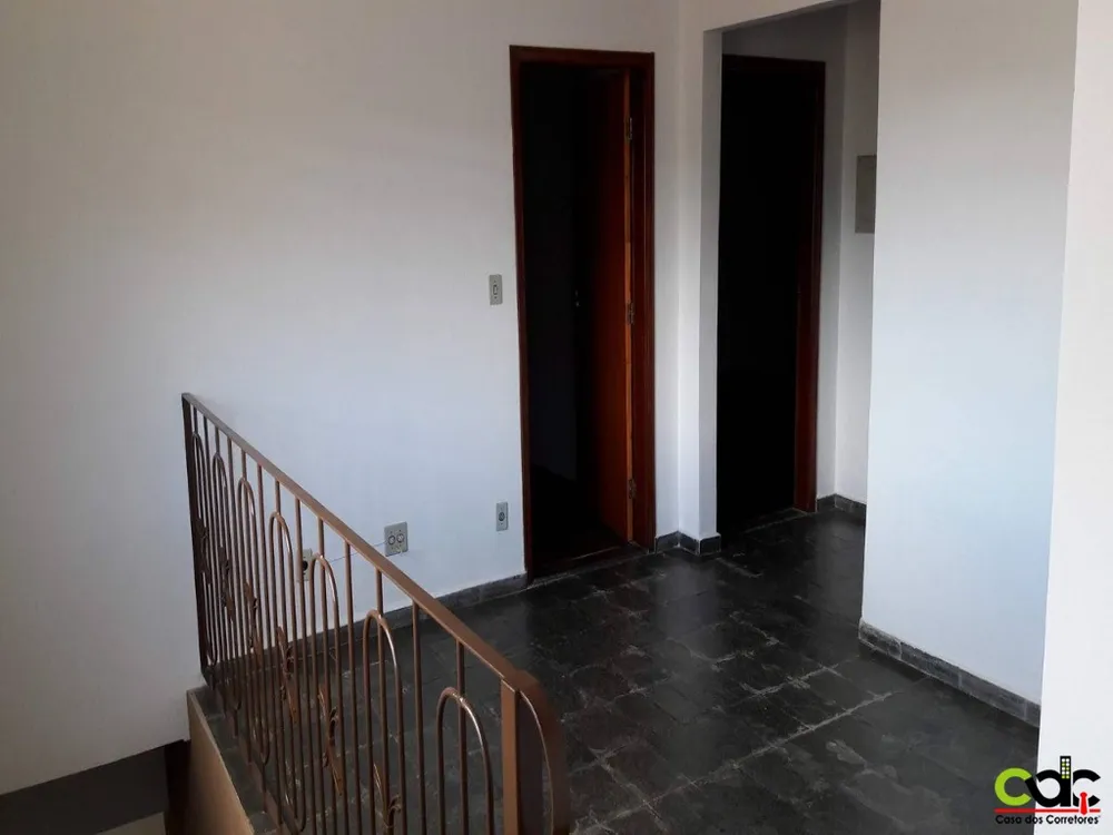 Casa, 3 quartos, 280 m² - Foto 1