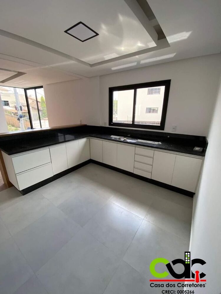 Cobertura, 3 quartos, 130 m² - Foto 1