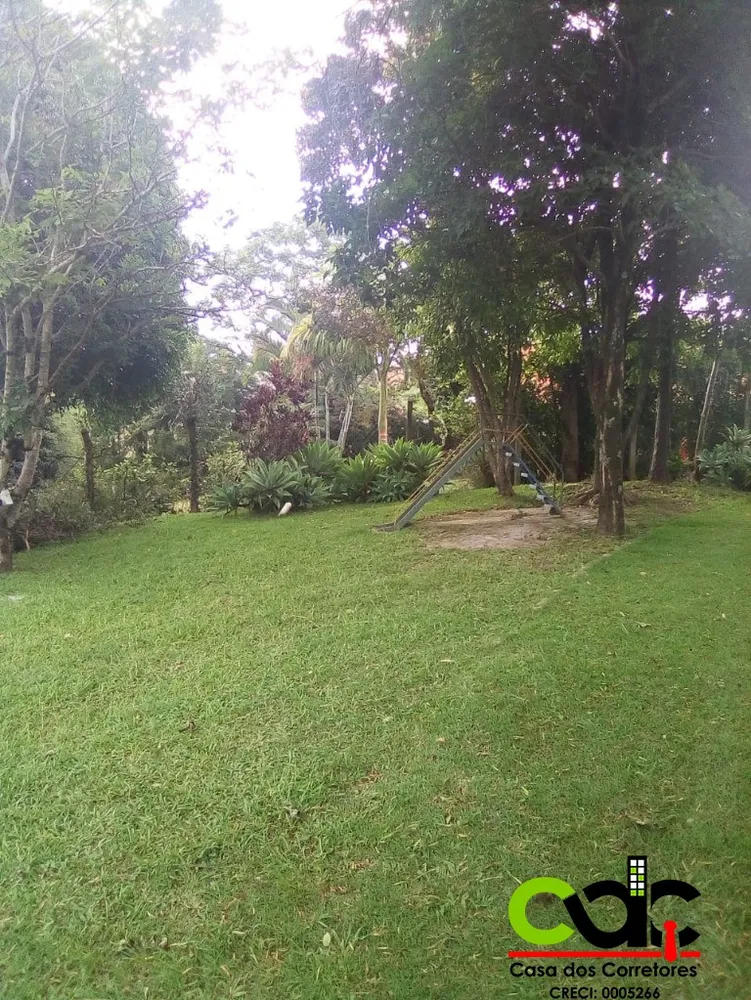 Chácara, 4 quartos, 1400 m² - Foto 1