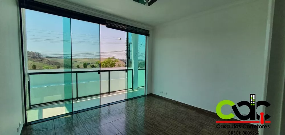 Casa à venda com 4 quartos, 250m² - Foto 1