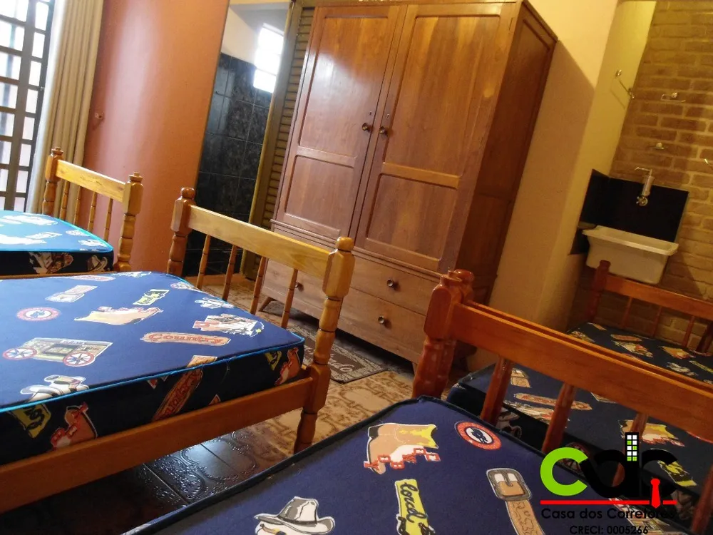 Chácara, 8 quartos, 3600 m² - Foto 4