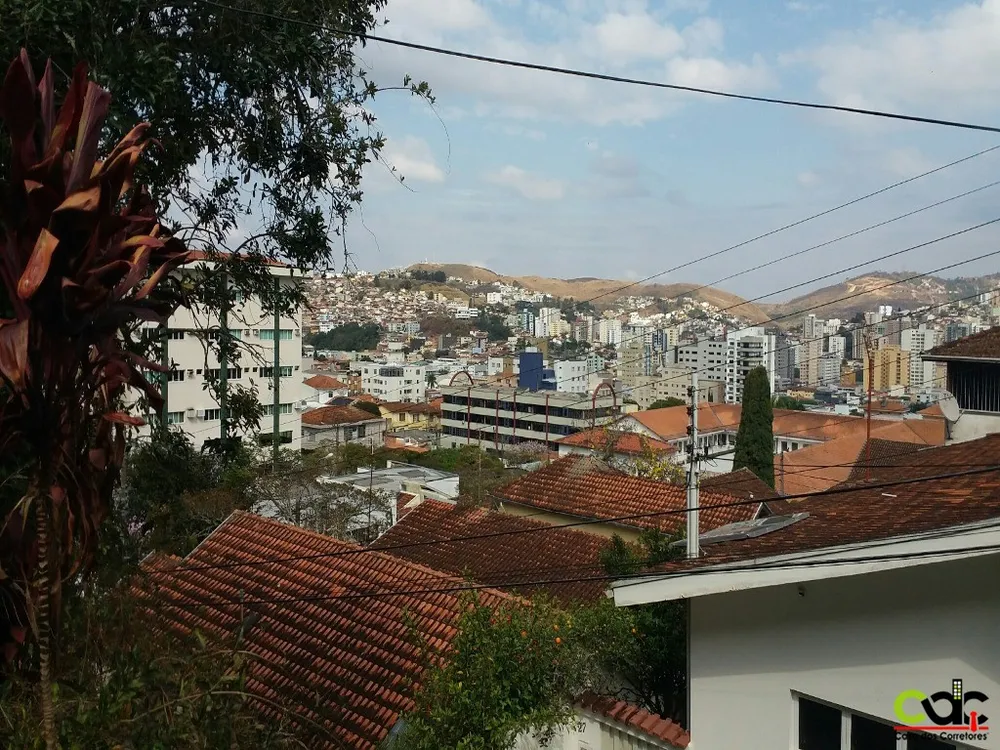 Casa, 4 quartos, 300 m² - Foto 1