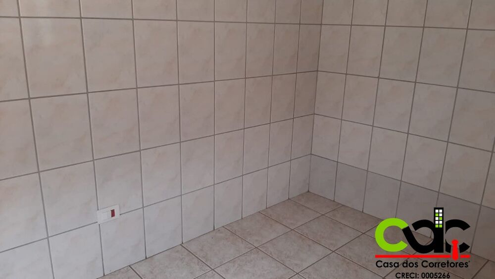 Casa à venda com 2 quartos, 184m² - Foto 3