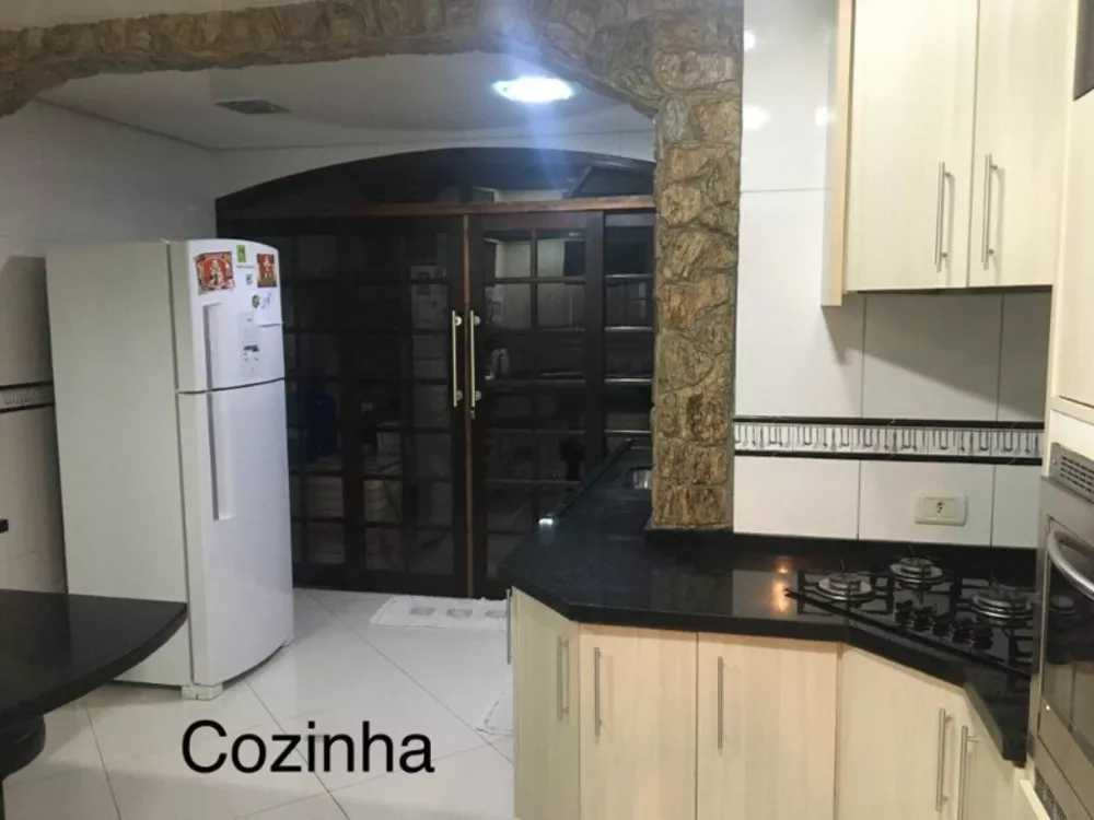 Chácara à venda com 3 quartos, 600m² - Foto 2