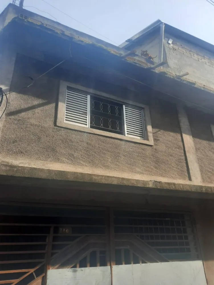 Casa, 6 quartos, 210 m² - Foto 1