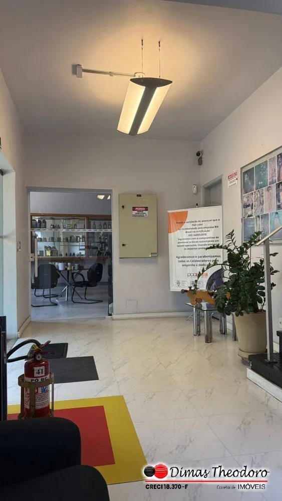 Depósito-Galpão, 2500 m² - Foto 1