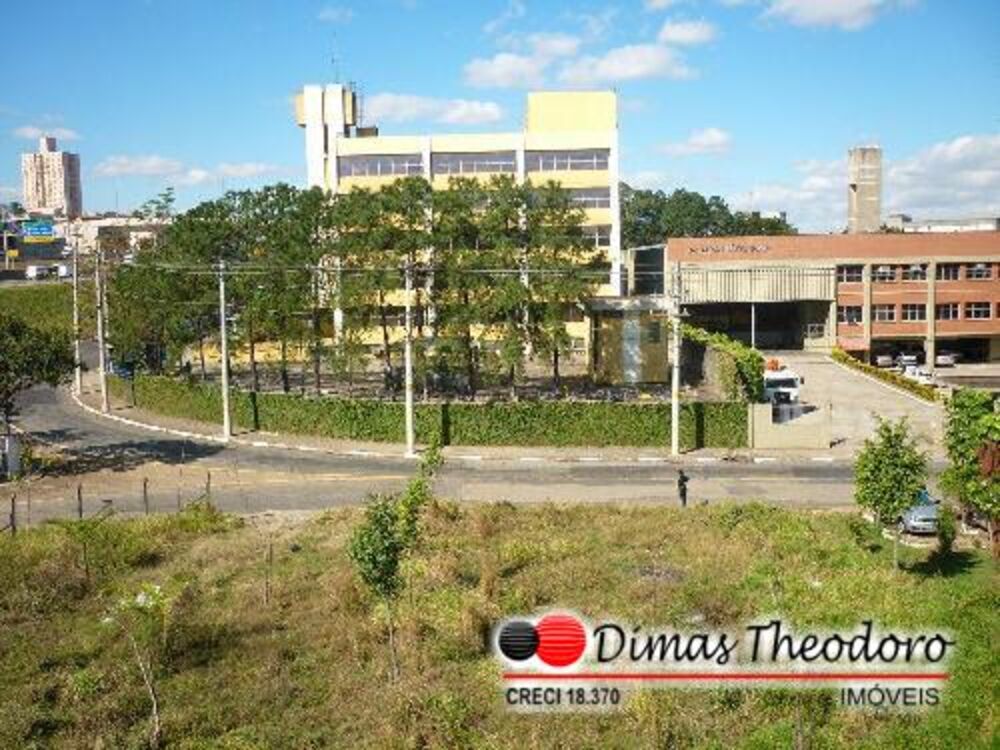 Terreno à venda, 30000m² - Foto 1