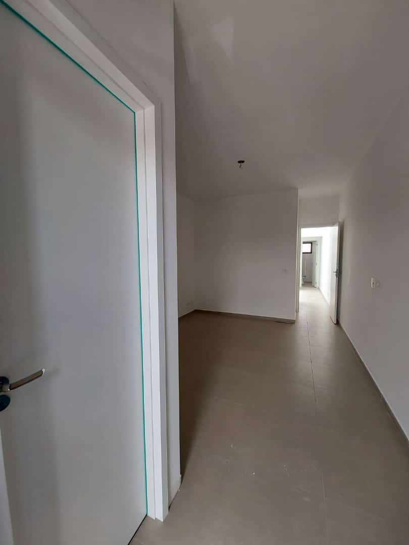 Casa à venda com 3 quartos, 90m² - Foto 12