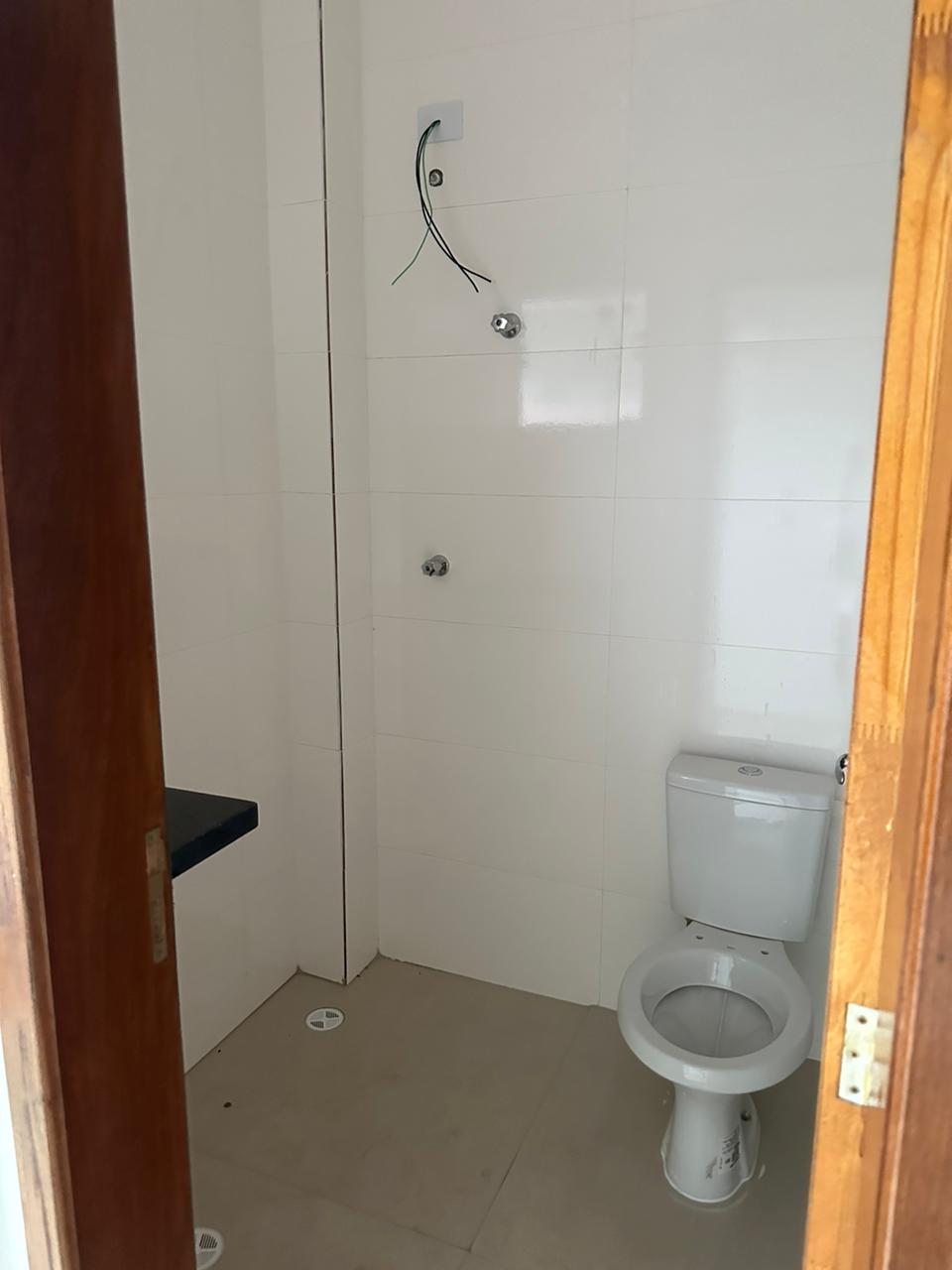 Casa à venda com 3 quartos, 250m² - Foto 2