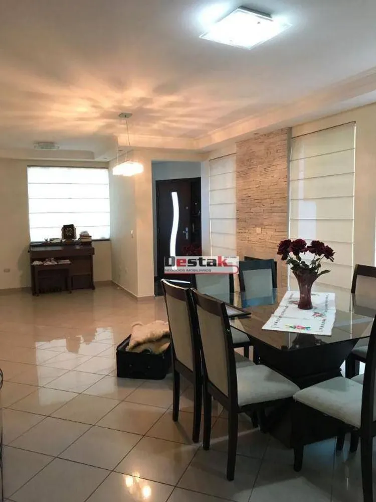 Sobrado, 3 quartos, 200 m² - Foto 1