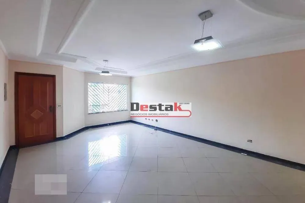 Sobrado, 3 quartos, 234 m² - Foto 3