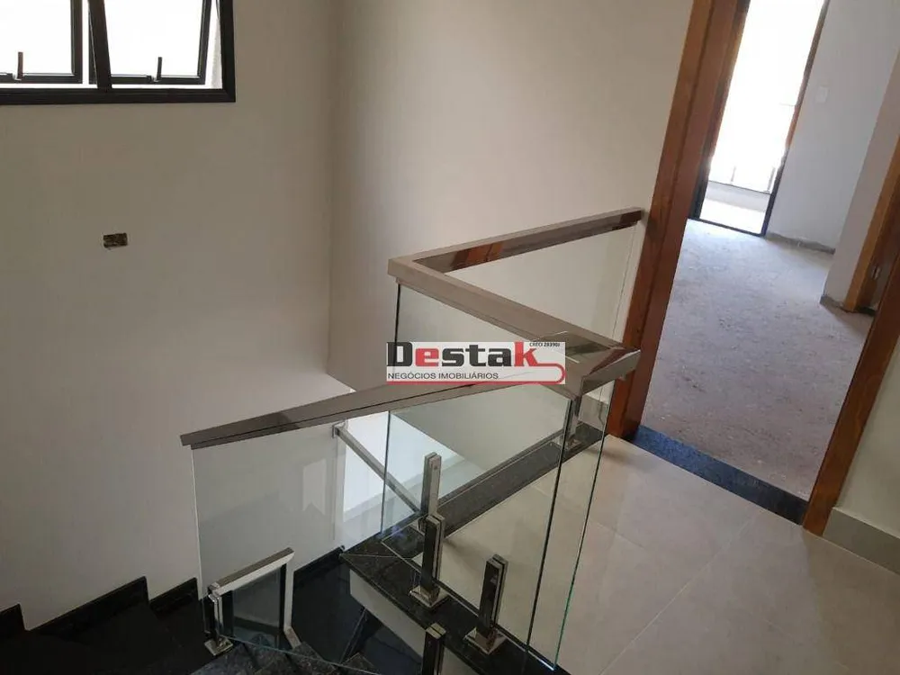 Sobrado, 3 quartos, 194 m² - Foto 4