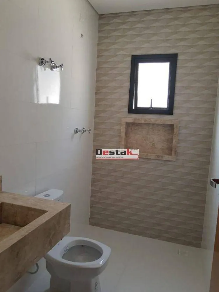 Sobrado, 3 quartos, 194 m² - Foto 2