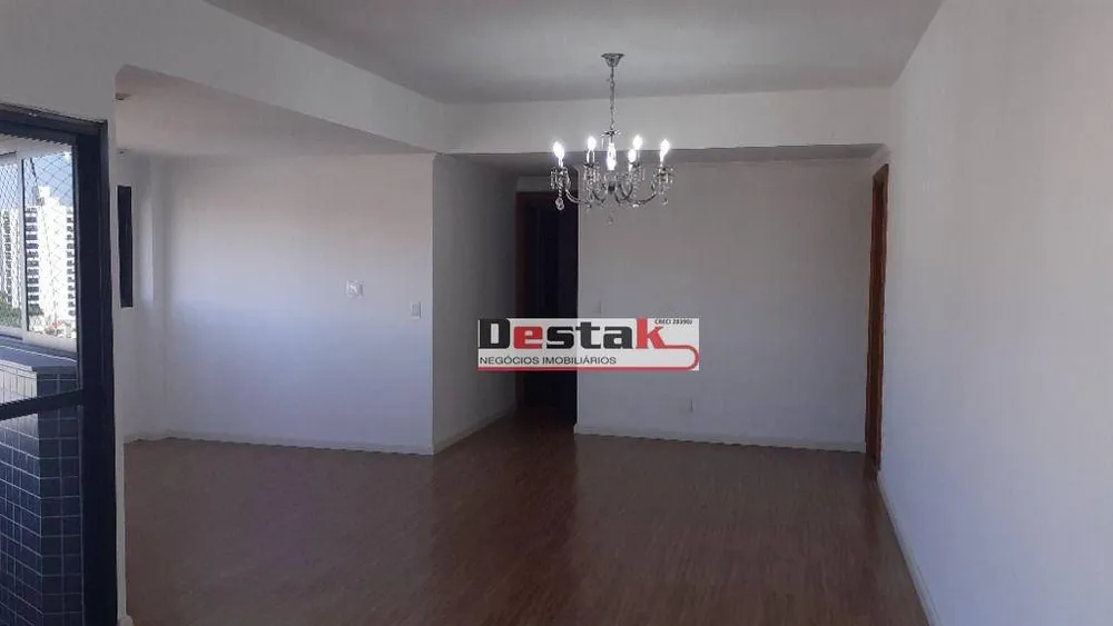 Apartamento, 3 quartos, 178 m² - Foto 1