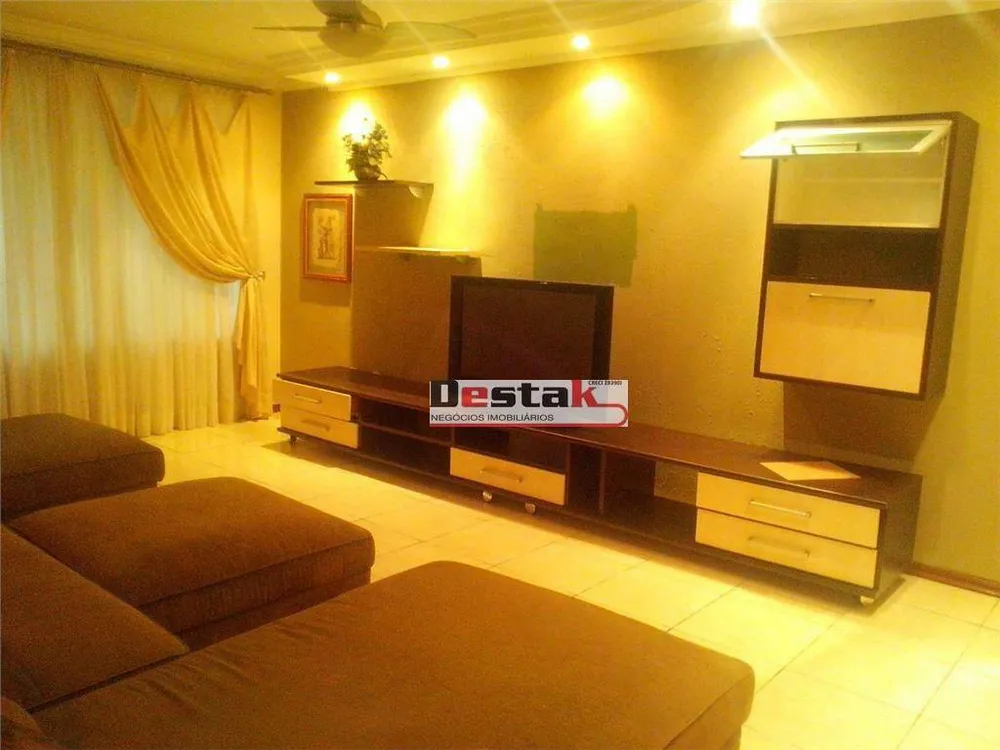 Sobrado, 3 quartos, 320 m² - Foto 1