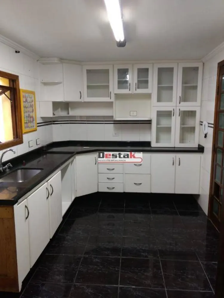 Sobrado, 3 quartos, 146 m² - Foto 2