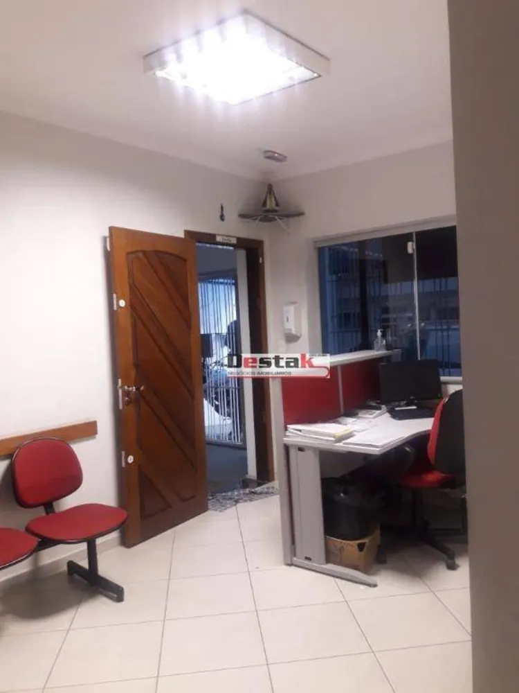 Casa, 1 quarto, 306 m² - Foto 1