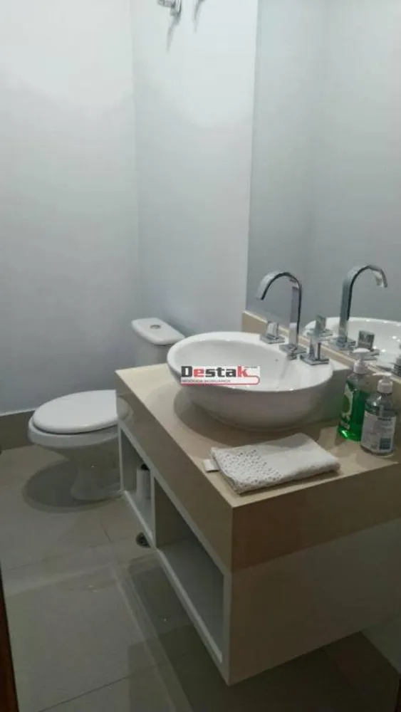 Sobrado, 3 quartos, 218 m² - Foto 4