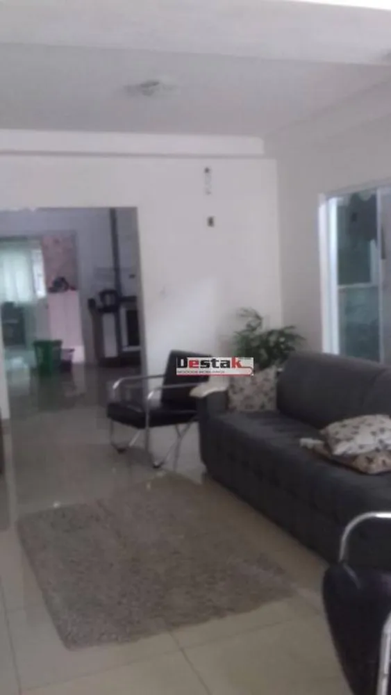 Sobrado, 3 quartos, 240 m² - Foto 3