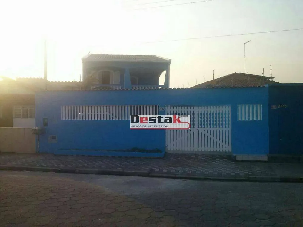 Sobrado, 6 quartos, 250 m² - Foto 1