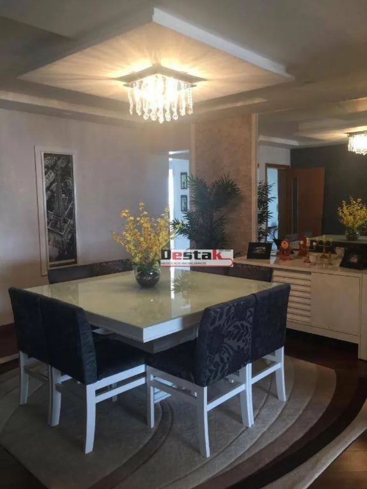 Apartamento, 3 quartos, 173 m² - Foto 1