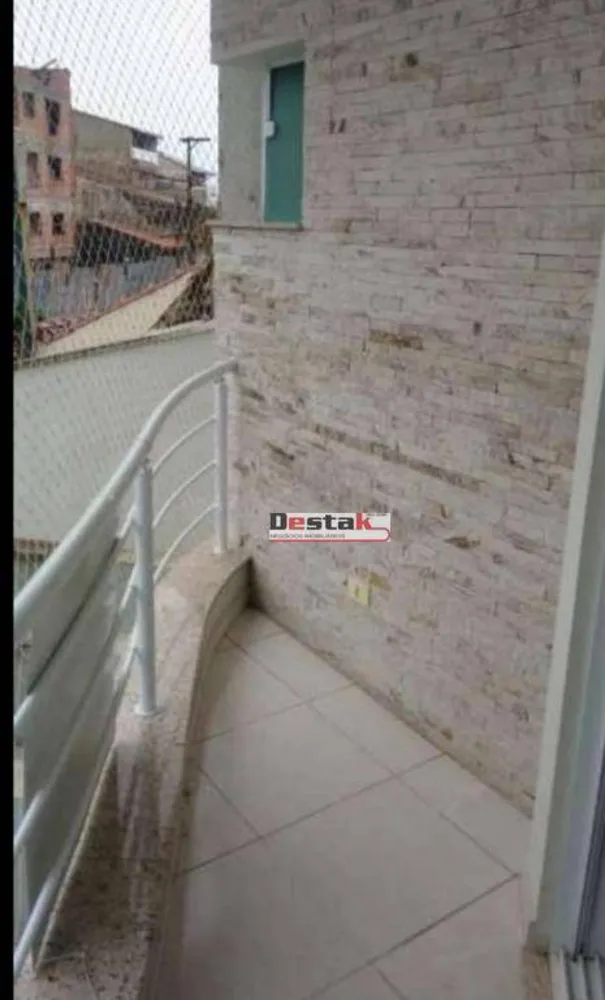 Sobrado, 3 quartos, 207 m² - Foto 2