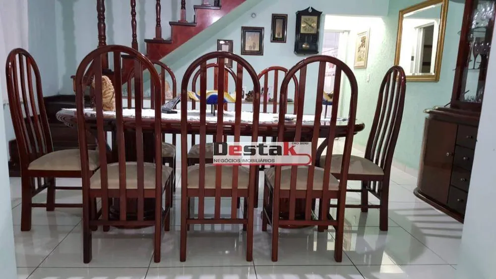 Sobrado, 5 quartos, 230 m² - Foto 1